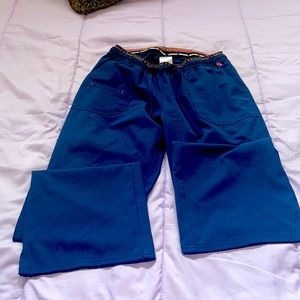Size small heart and soul scrub pants